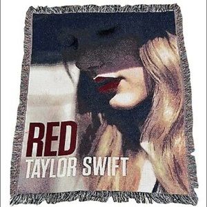 Taylor Swift Red Blanket